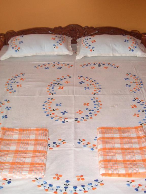 Avalon Inn Мандрем Номер фото