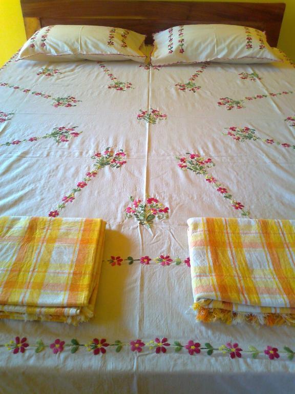 Avalon Inn Мандрем Номер фото
