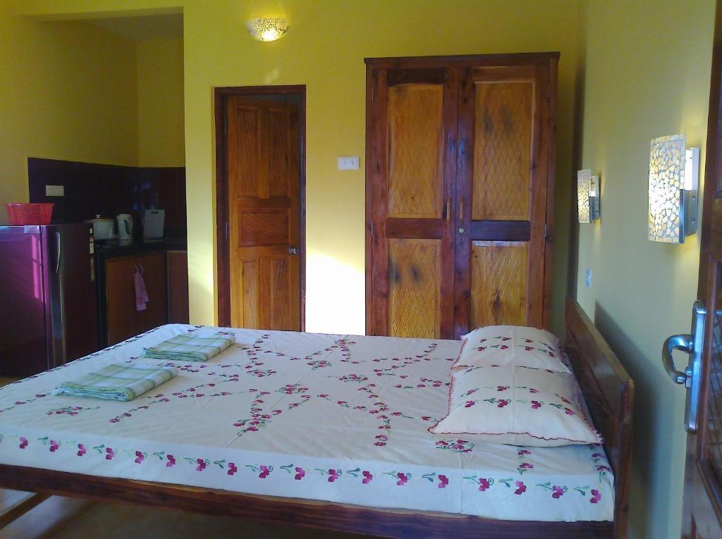 Avalon Inn Мандрем Номер фото